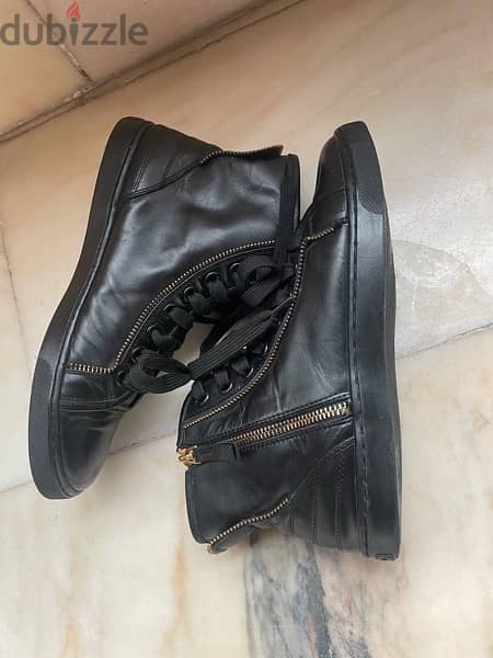 Louis Vuitton 6