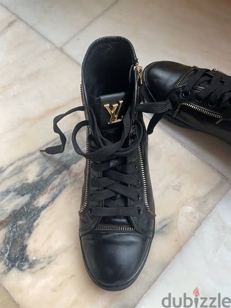 Louis Vuitton 8