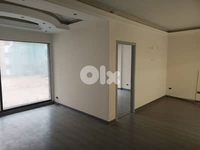 65 Sqm | Shop For Rent in Verdun