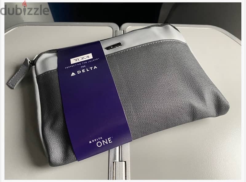 BRAND NEW original TUMI Amenity Bag/Large Wallet or Multi-Use Pouch 0