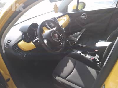 2017 FIAT  500 X ,4 doors 2.4 engine