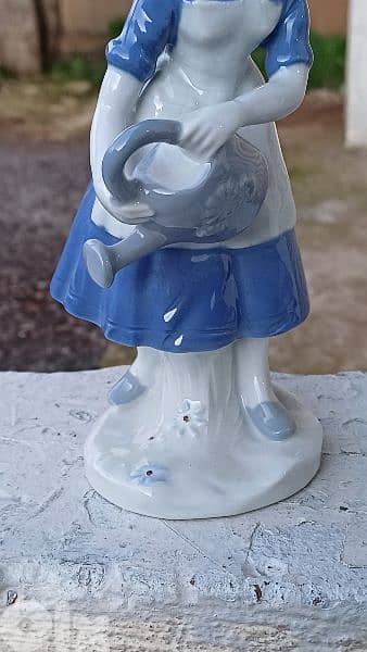 antique 4