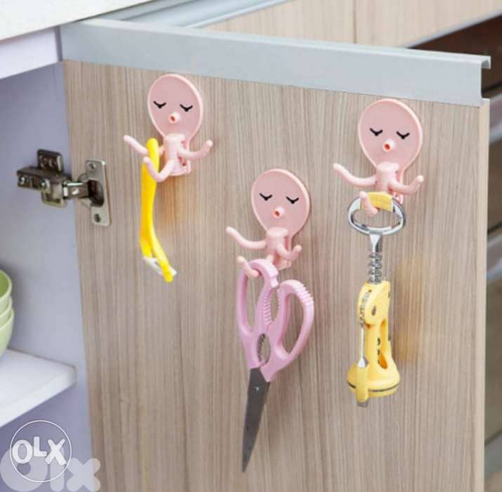 Strong adhesive octopus shape hooks 1