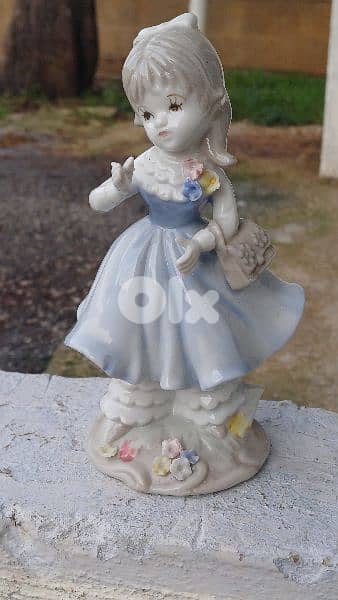 antique 0