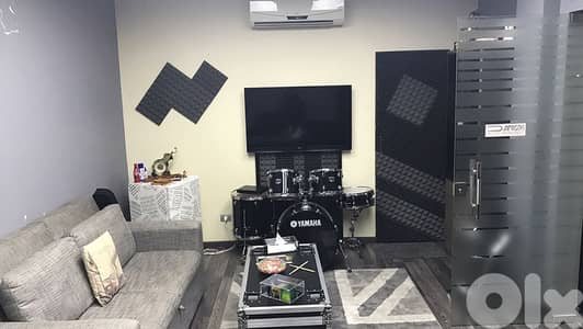 L00878-Excellent Condition Office For Rent in Jdeideh Metn