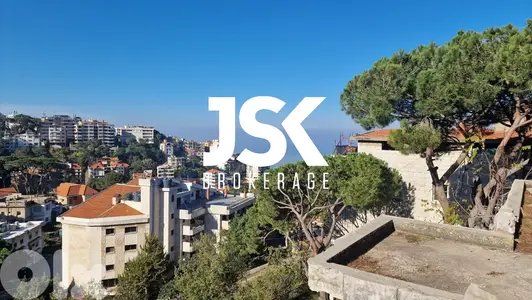 L14293 - Traditional Lebanese Building For Sale in Broumana