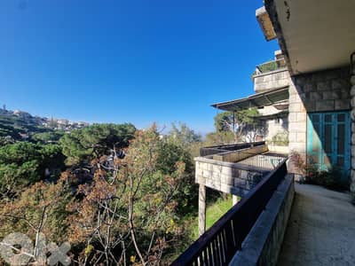 L14293 - Traditional Lebanese Building For Sale in Broumana