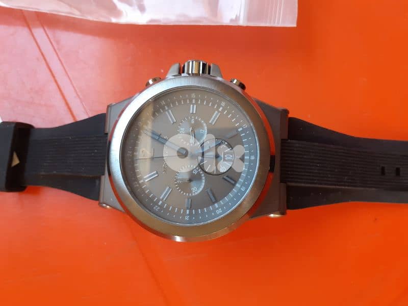 M K Michael Kors 8