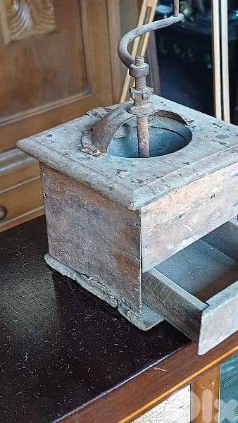 antique 6