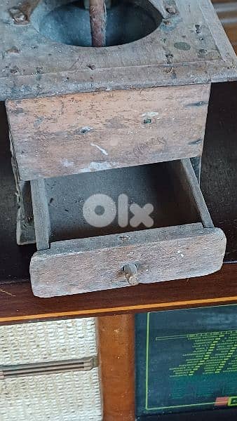 antique 7