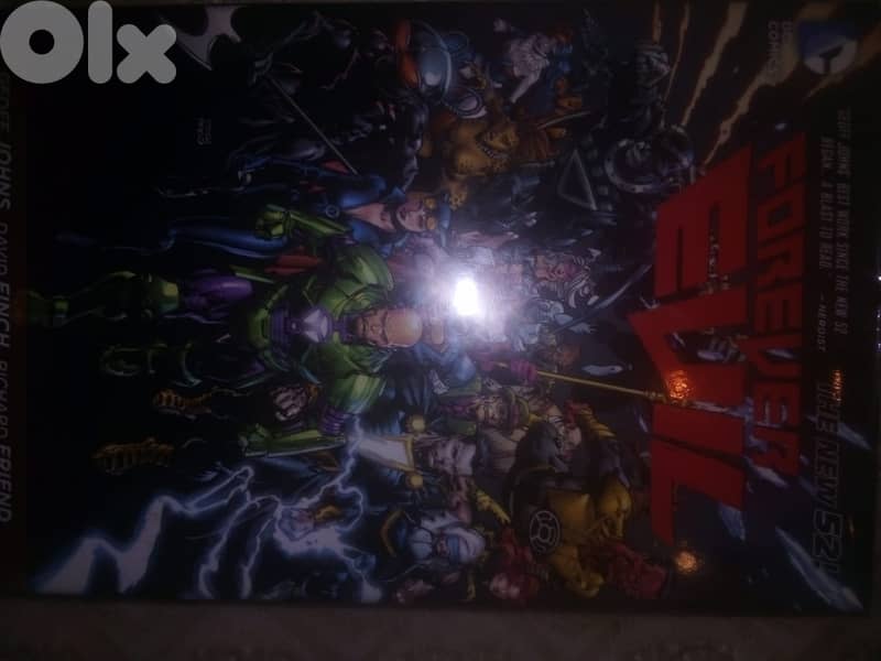 Marvel / DC universe comic books price start at 5$ 7