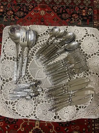 طقم ملاعق