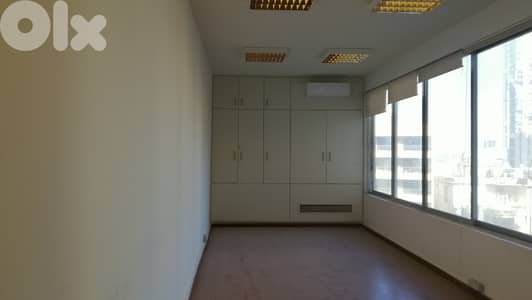 L14493-160 SQM Office for Rent In Tabaris, Achrafieh