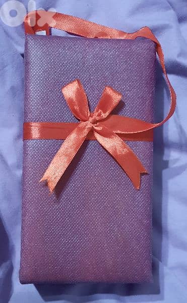 Perfume bottle in a gift box 3