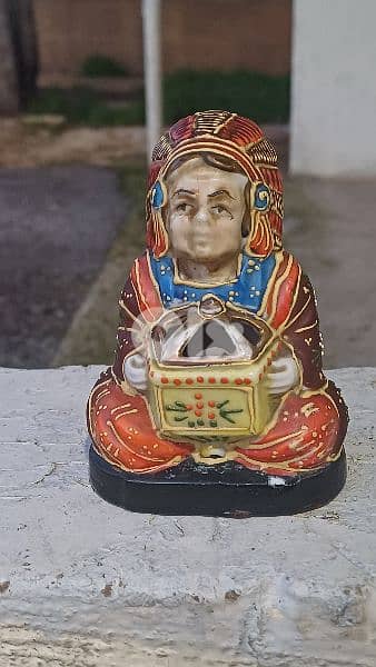 antique 6