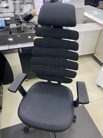 office chair b8