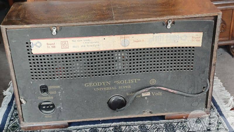 antique 4