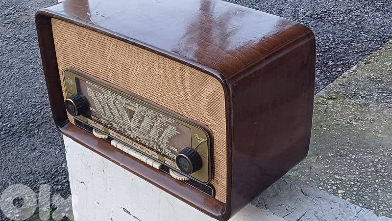 antique 11