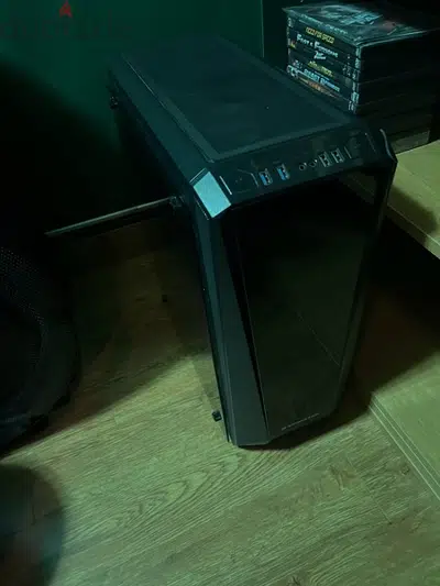 MSI Gaming PC Case with LED Lighting – Used
