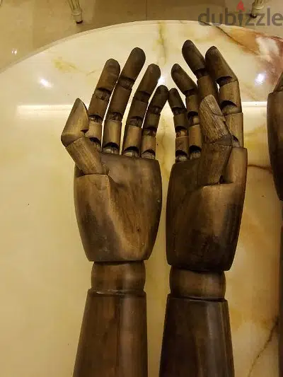 2 vintage wooden arms hands 40$