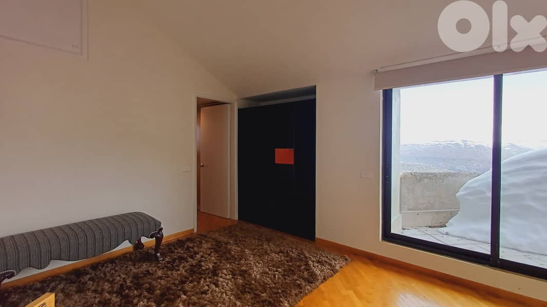 Chalet for sale in Tilal Faqra/ View/ Furnished 9