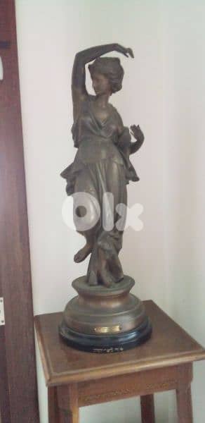 Bronze Statue 0