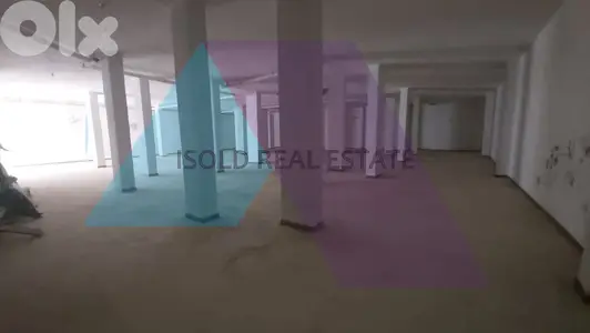 A 500 m2 warehouse for sale in Aoukar - مستودع للبيع في عوكر