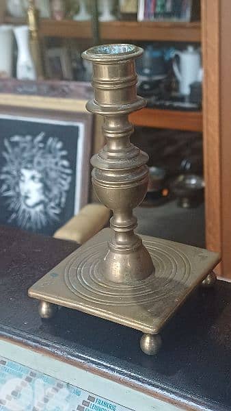antique 8