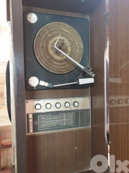 JVC turntable 0