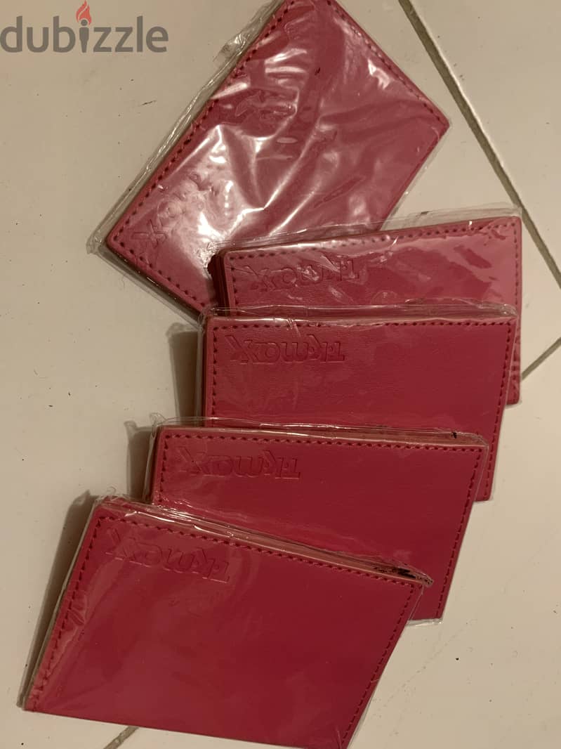 Assorted wallets 3