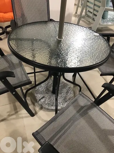 table set + chairs