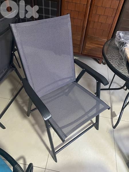 table set + chairs 1