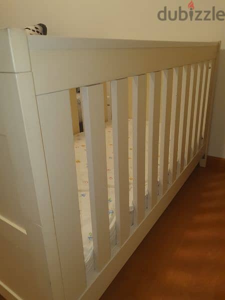 baby bed from London (Charmwood)for more than 5 years (77.5 cm ×145.5) 0