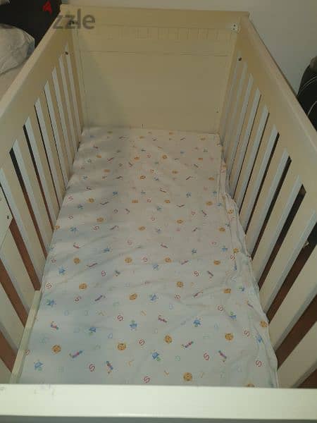baby bed from London (Charmwood)for more than 5 years (77.5 cm ×145.5) 4
