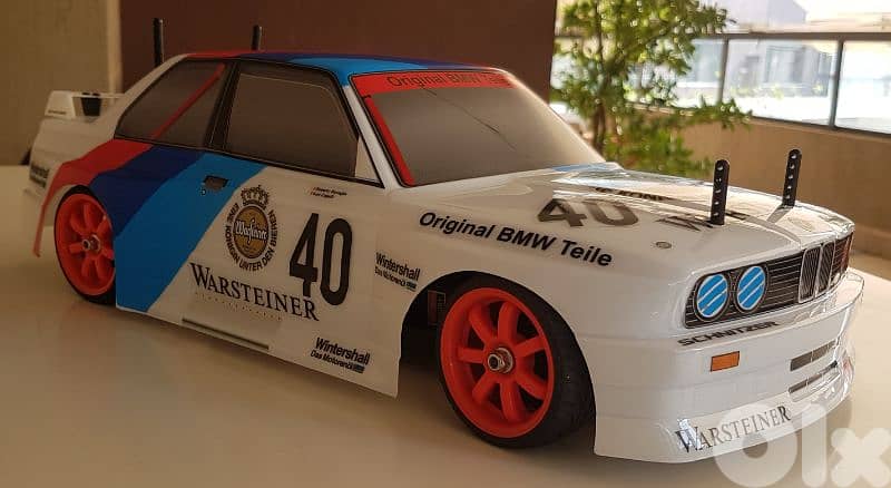 exchange on rc car , rc car,electric,like new 5