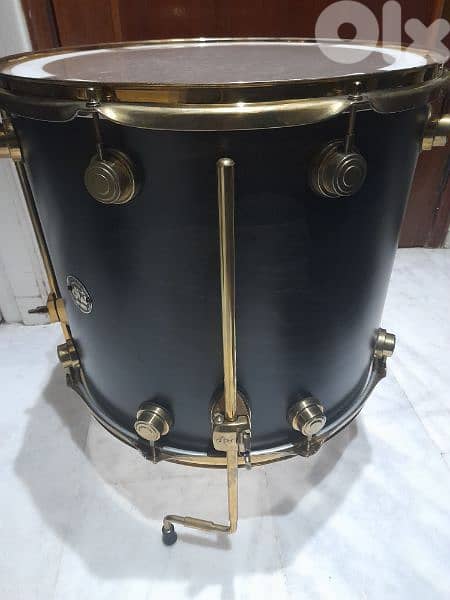 DW collector series Floor tom 1