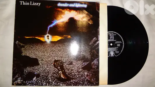 Thin Lizzy " thunder and lightening" vinyl album