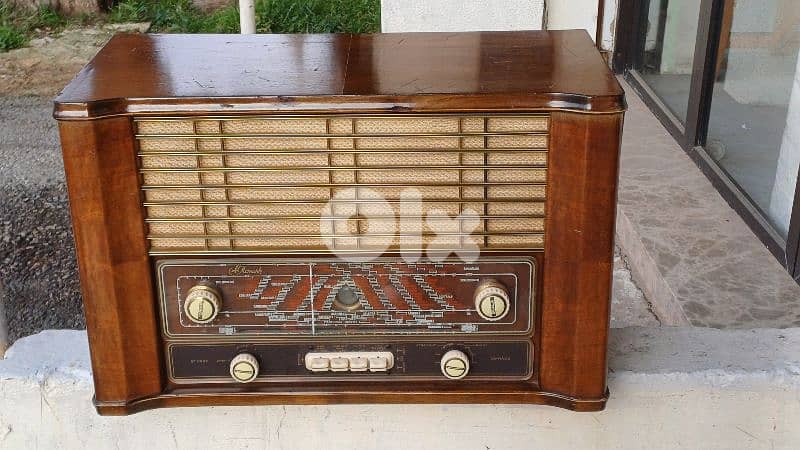 antique 8