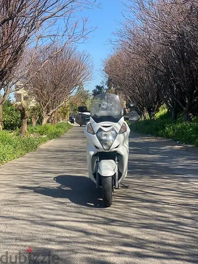 Honda Silverwing 600