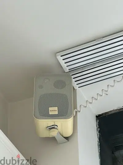 amplifier + speakers