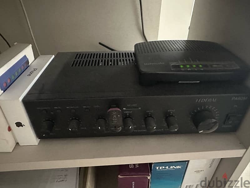 amplifier + speakers 1