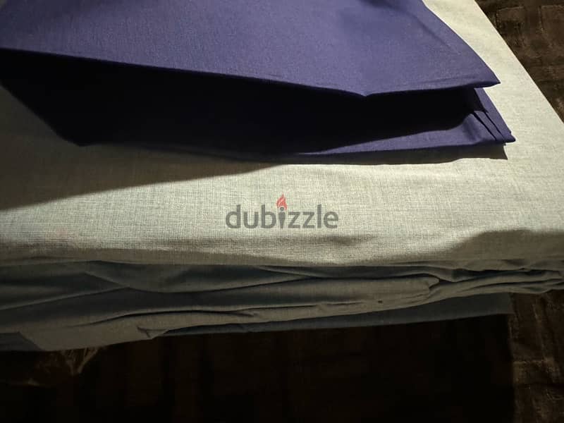 any bed set for 10$ 3