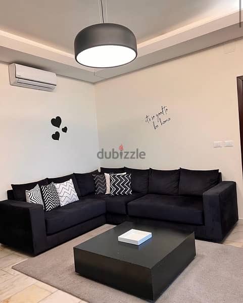 full living room 0