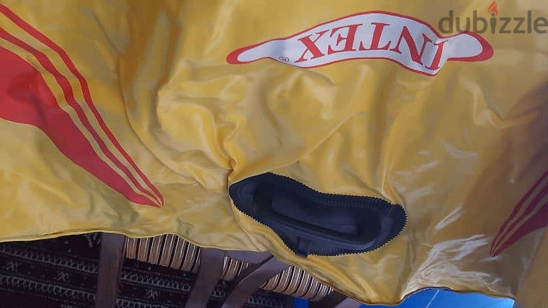 intex boat 0