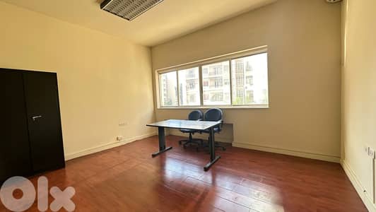 4 Rooms Office For Rent in Verdun4 غرف مكتب للإيجار في فردان 4 Rooms Office For Rent in Verdun4 غرف مكتب للإيجار في فردان