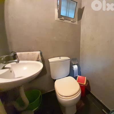 HOT Deal clinic & shop in Jal El Dib عرض جدي عيادة ومتجر في جل الديب