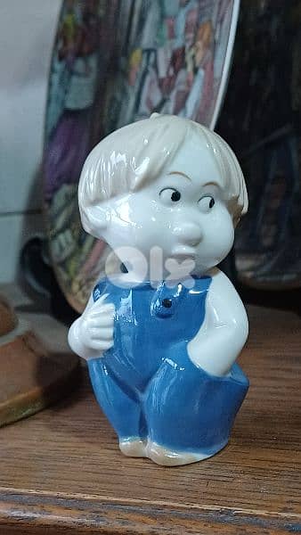 antique 7