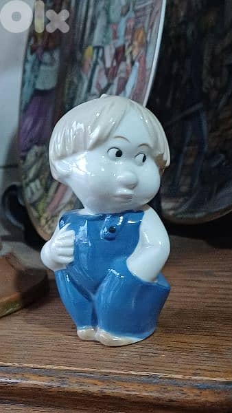 antique 8