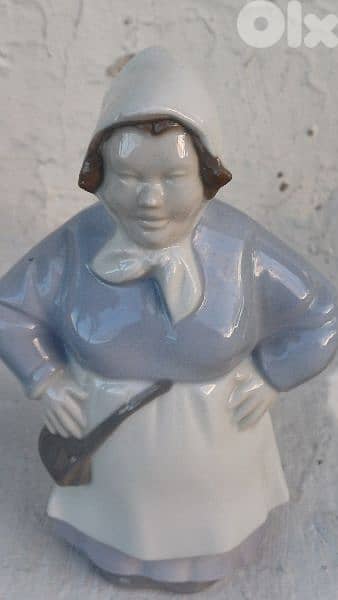 antique 1