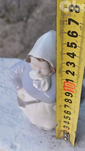 antique 9